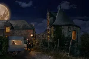 Nacht-Composing: altes Gemäuer, beleuchtete Fenster, Mond, Wohnwagen, Personen und Fuchs in einer ruhigen Szene.